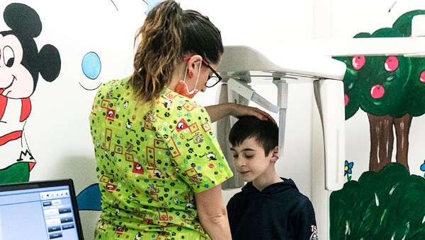 Pedodonzia: cosa devono sapere mamma e papà.